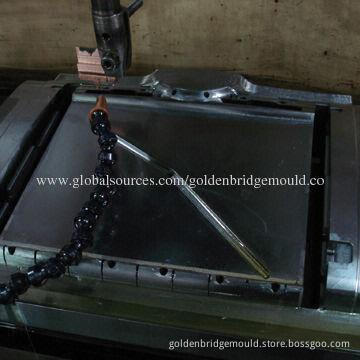 Electronic Industry Mold for Car Navigation Systems with LKM Cavity, 600*500*450mm Size